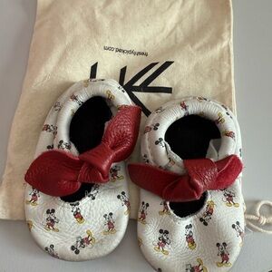 Baby girl FP Mocs Disney sz4